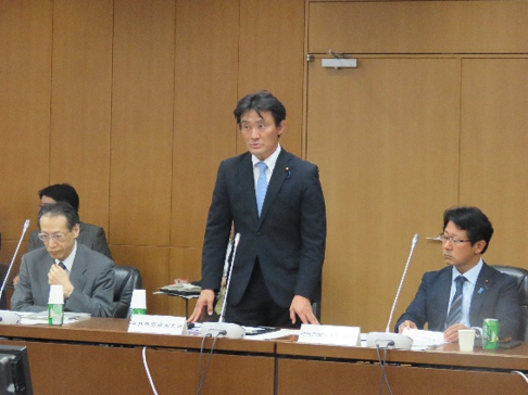 写真：井林内閣府副大臣の挨拶の模様