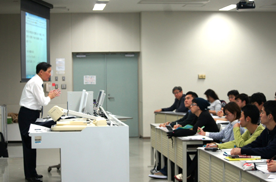 立命館アジア太平洋大学での講演