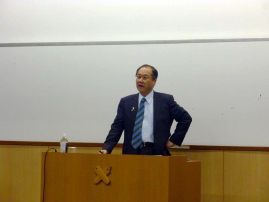 慶應義塾大学での講演