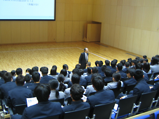 学校法人博多学園博多高等学校での講演