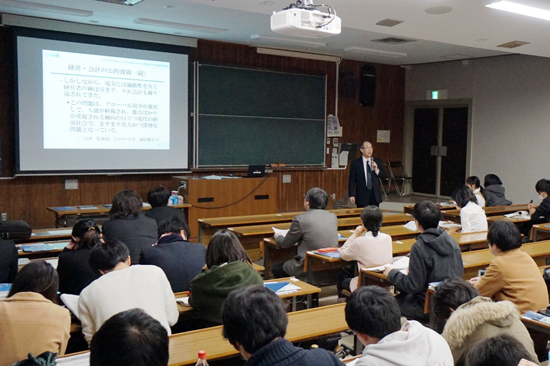 写真（小樽商科大学講演）