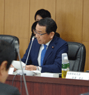 3月2日 年度末金融の円滑化に関する意見交換会にて発言する越智大臣政務官