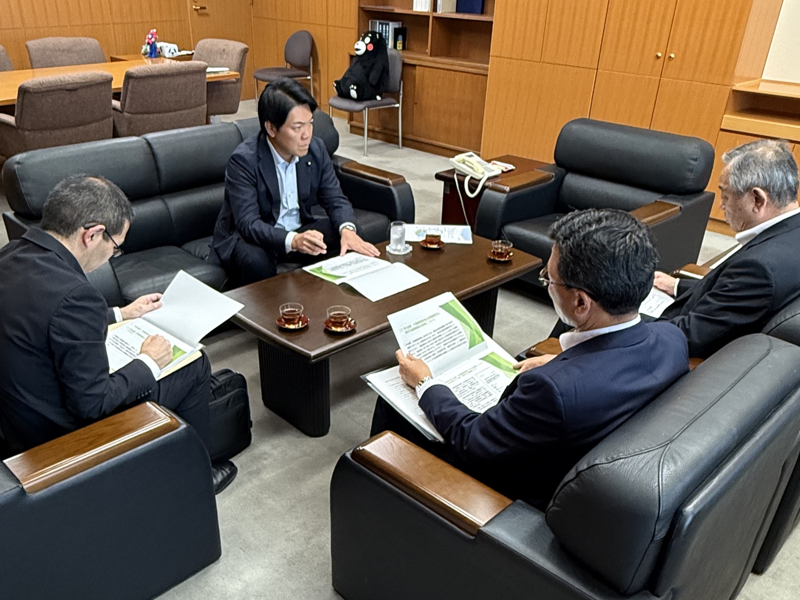 全国信用組合中央協会との意見交換（西野政務官）